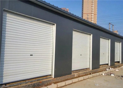 解决方法:卷帘门卡死别慌张！这3个紧急自救妙招能救急，你学会了吗？