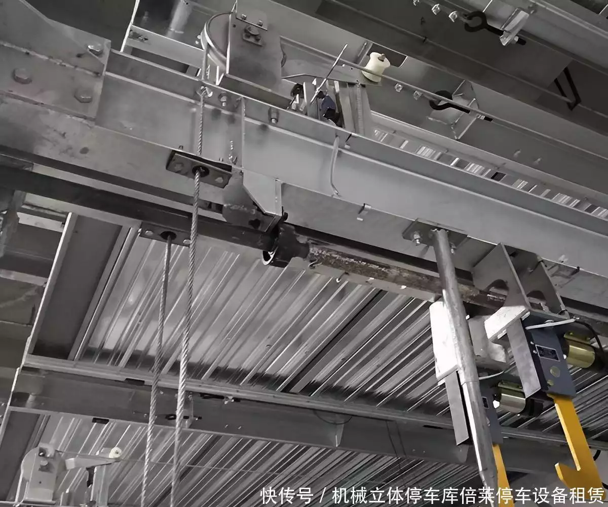 智能化停车解决方案_四柱简易升降停车设备_小型移动液压升降平台