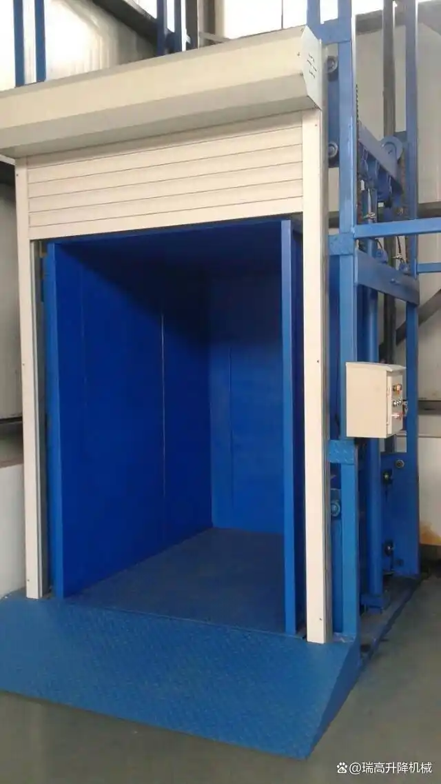 乌鲁木齐导轨链条液压升降货梯_导轨链条液压升降货梯工作原理_升降货梯液压油如何更换视频教程